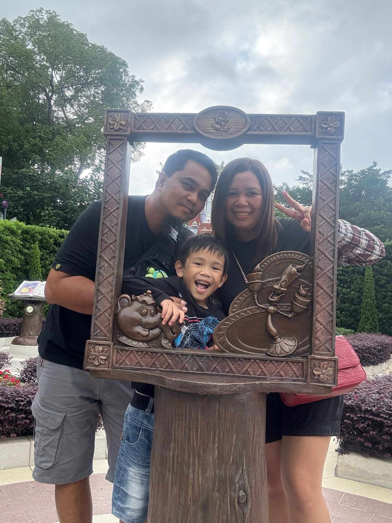Hong Kong Disneyland Expenses for a Family of 4 (Full Budget Breakdown)